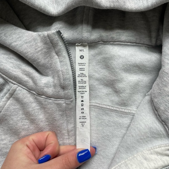 Lululemon Scuba NWOT M/L - Picture 3 of 4
